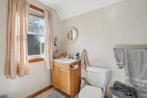 2 Country Pond Road Kingston NH 03848