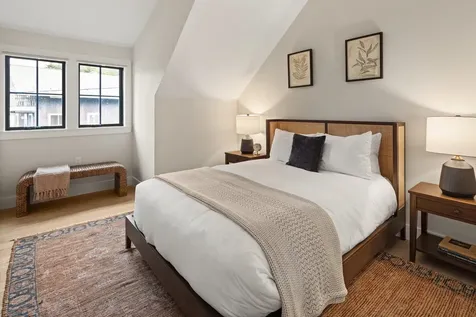 60-B Landing Circle Stowe VT 05672