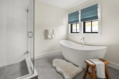 60-B Landing Circle Stowe VT 05672