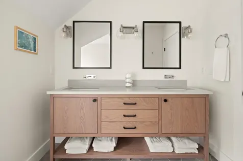 60-B Landing Circle Stowe VT 05672