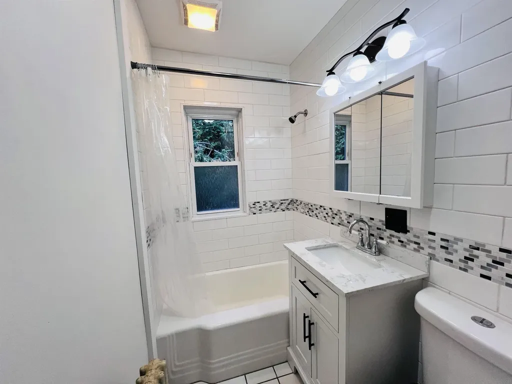 9 Allen Court St. Johnsbury VT 05819