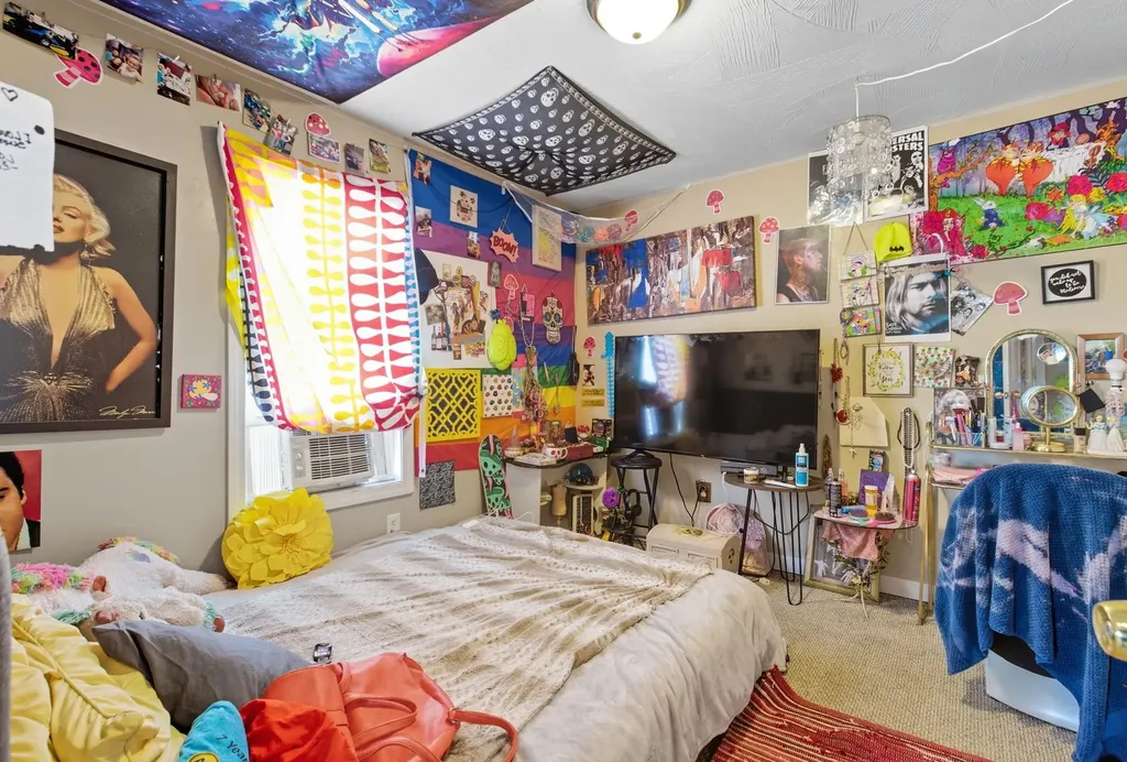 21 South Street Manchester NH 03104