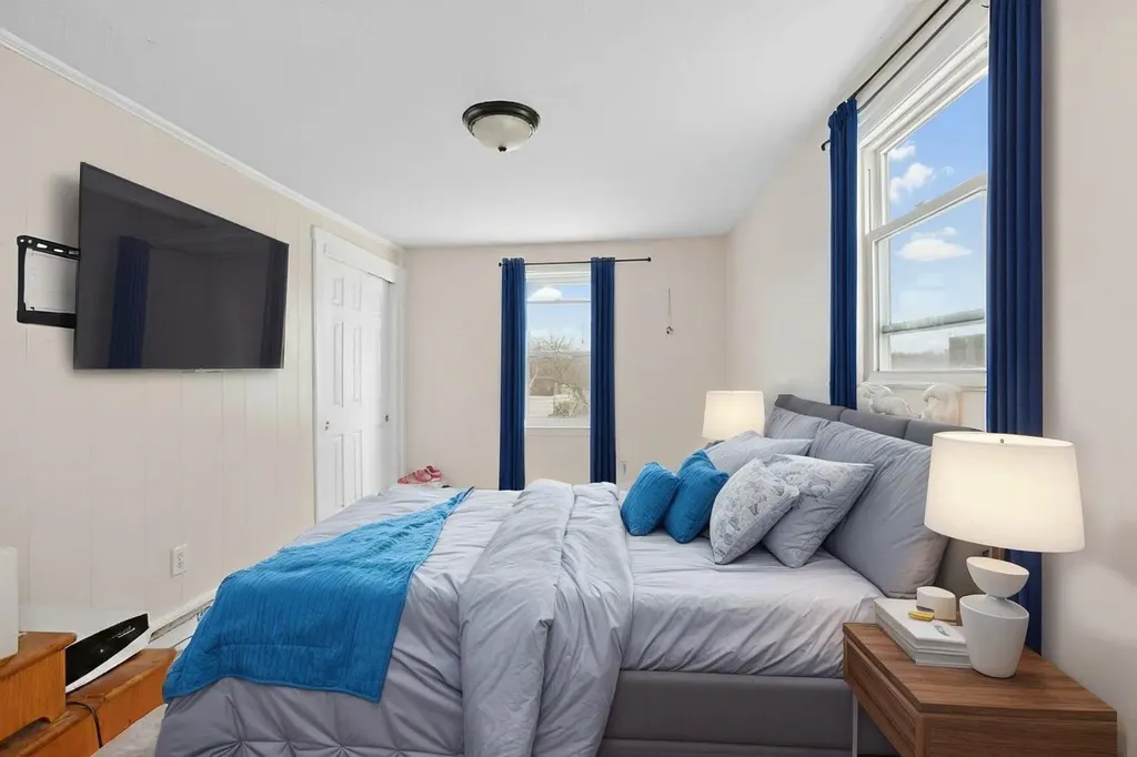 21 South Street Manchester NH 03104