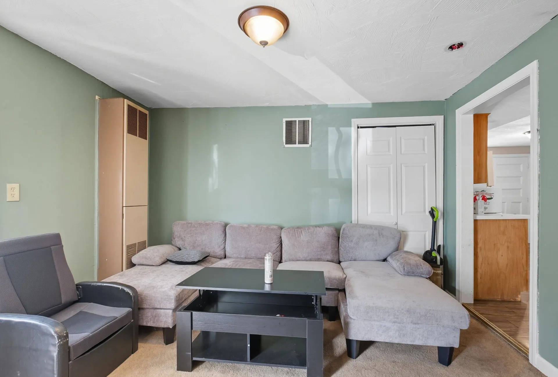 21 South Street Manchester NH 03104