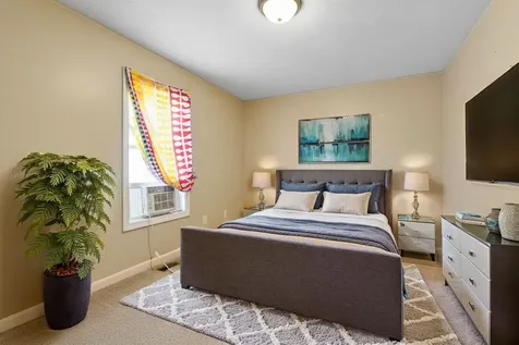 21 South Street Manchester NH 03104