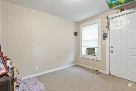 21 South Street Manchester NH 03104