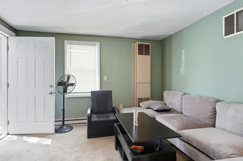 21 South Street Manchester NH 03104