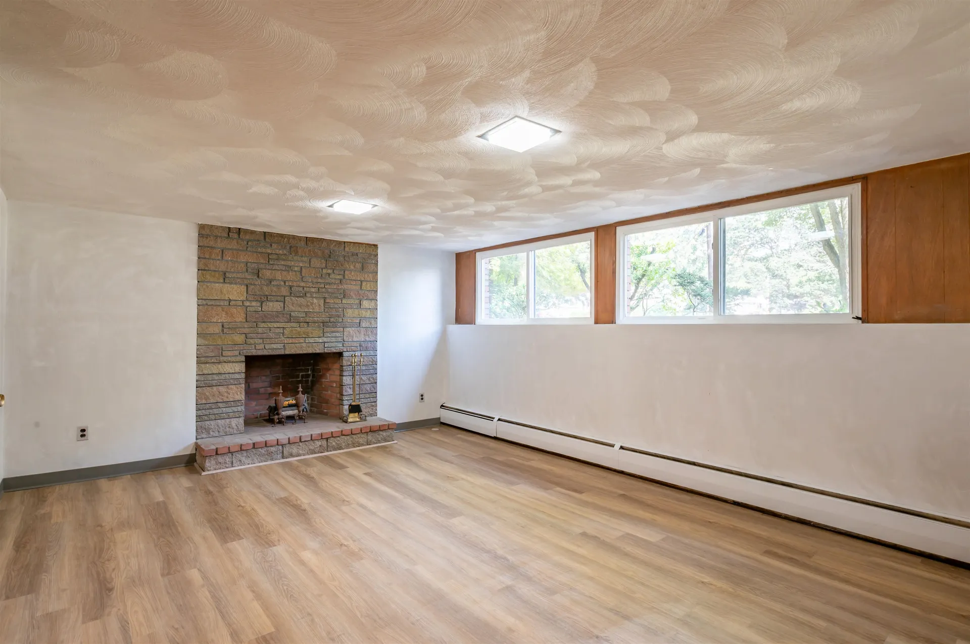 14 Roberts Road Wilmington MA 01887