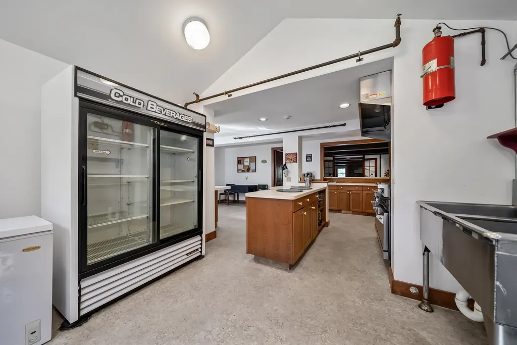 28 Pine Colony Road Franklin NH 03235