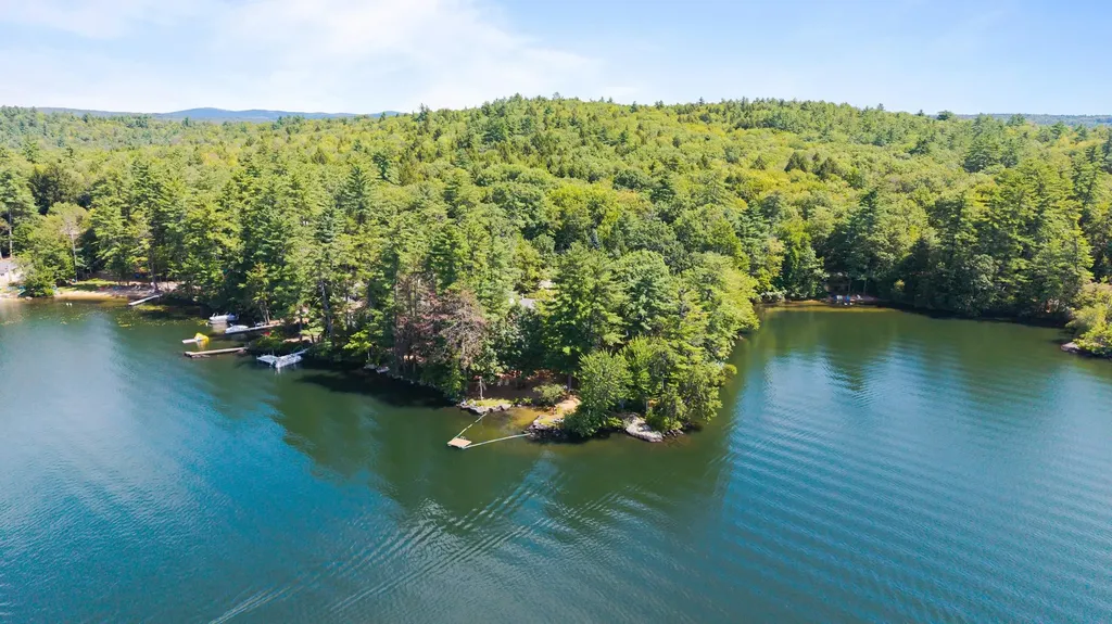 28 Pine Colony Road Franklin NH 03235