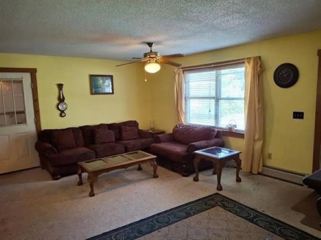 29 Cross Street Newport City VT 05855