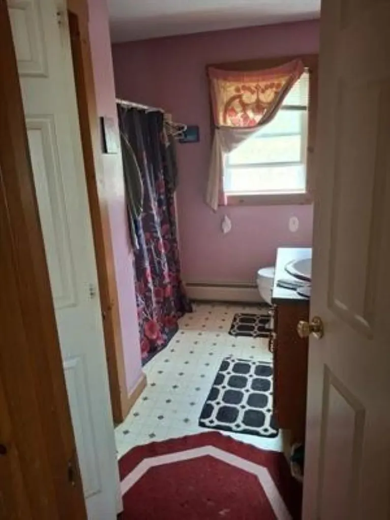 29 Cross Street Newport City VT 05855