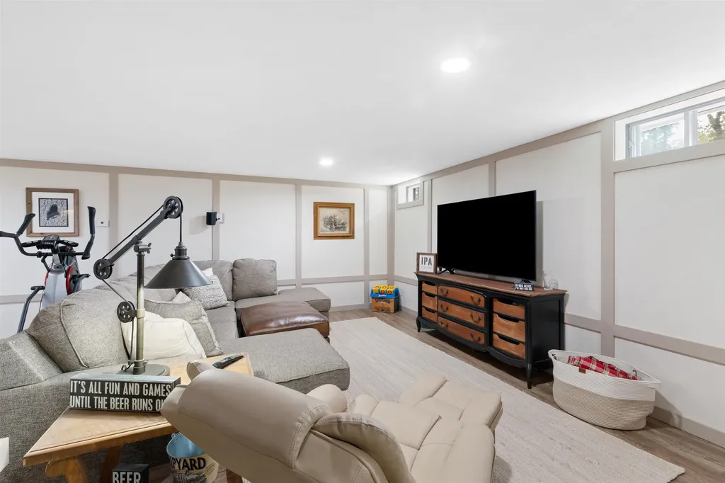 96 Ledgewood Lane Brownfield ME 04010