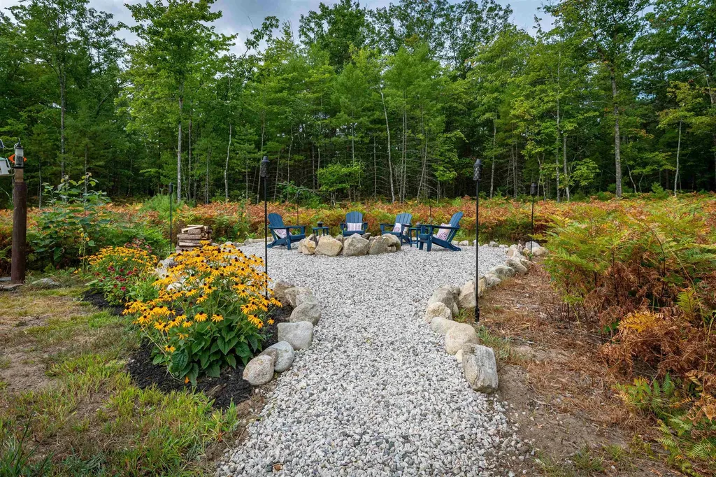 96 Ledgewood Lane Brownfield ME 04010