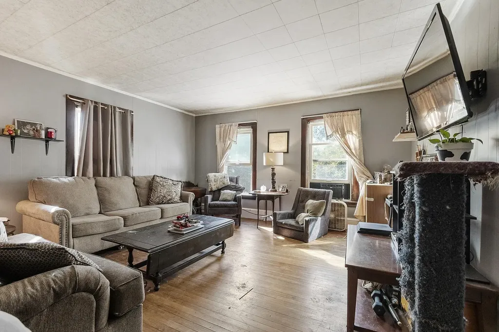 68 Brattleboro Road Hinsdale NH 03451