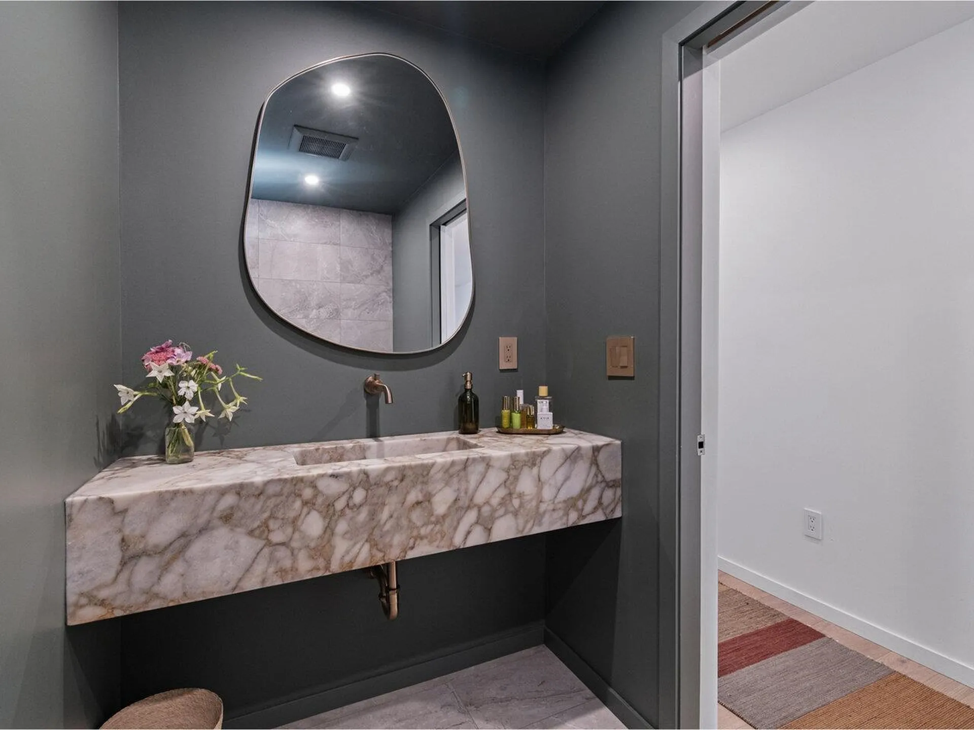 1855 Spear Street South Burlington VT 05403