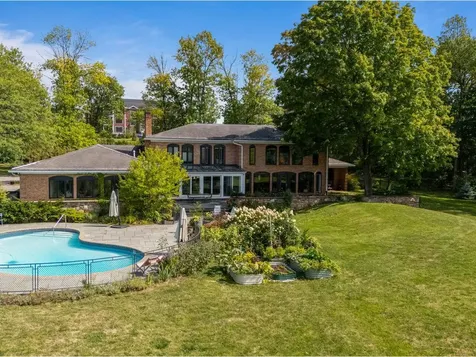 1855 Spear Street South Burlington VT 05403