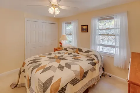 28 Barefoot Place Gilford NH 03249