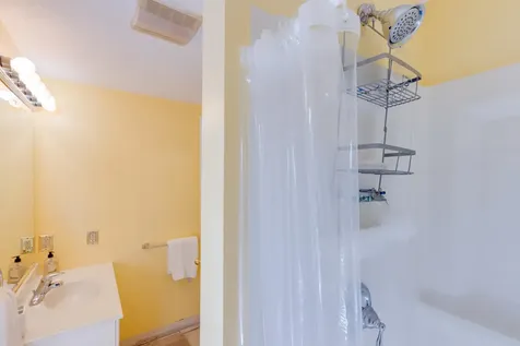 28 Barefoot Place Gilford NH 03249