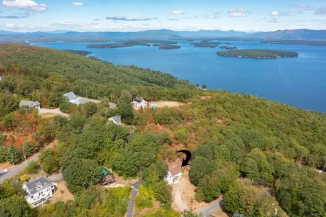 28 Barefoot Place Gilford NH 03249