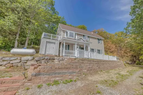 28 Barefoot Place Gilford NH 03249