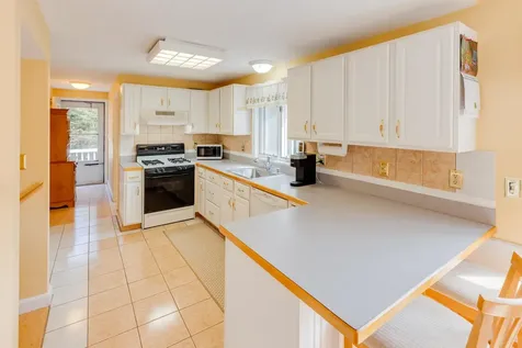 28 Barefoot Place Gilford NH 03249