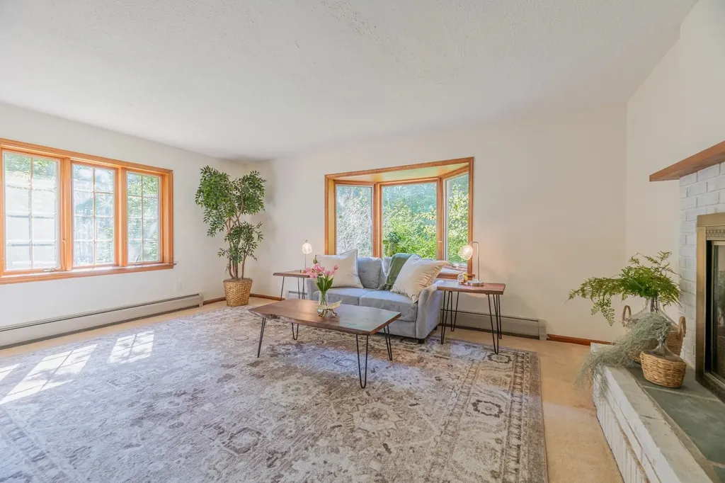 81 Windward Hill Dorset VT 05251