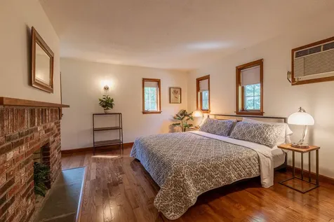 81 Windward Hill Dorset VT 05251