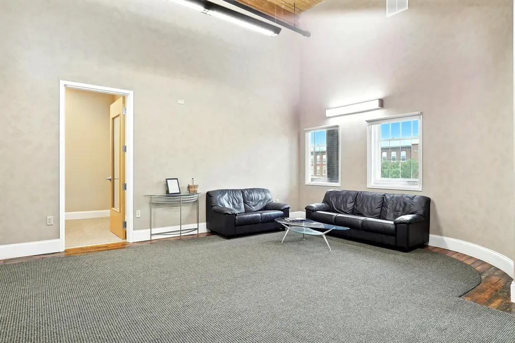 670 Commercial Street Manchester NH 03101