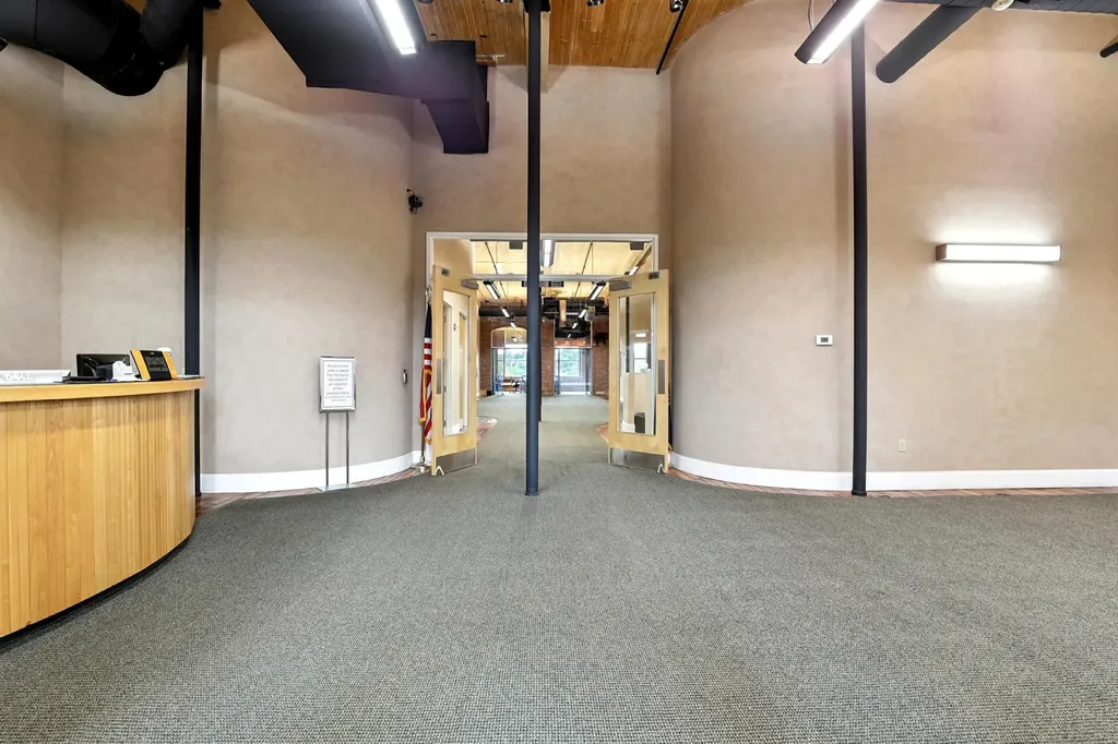 670 Commercial Street Manchester NH 03101