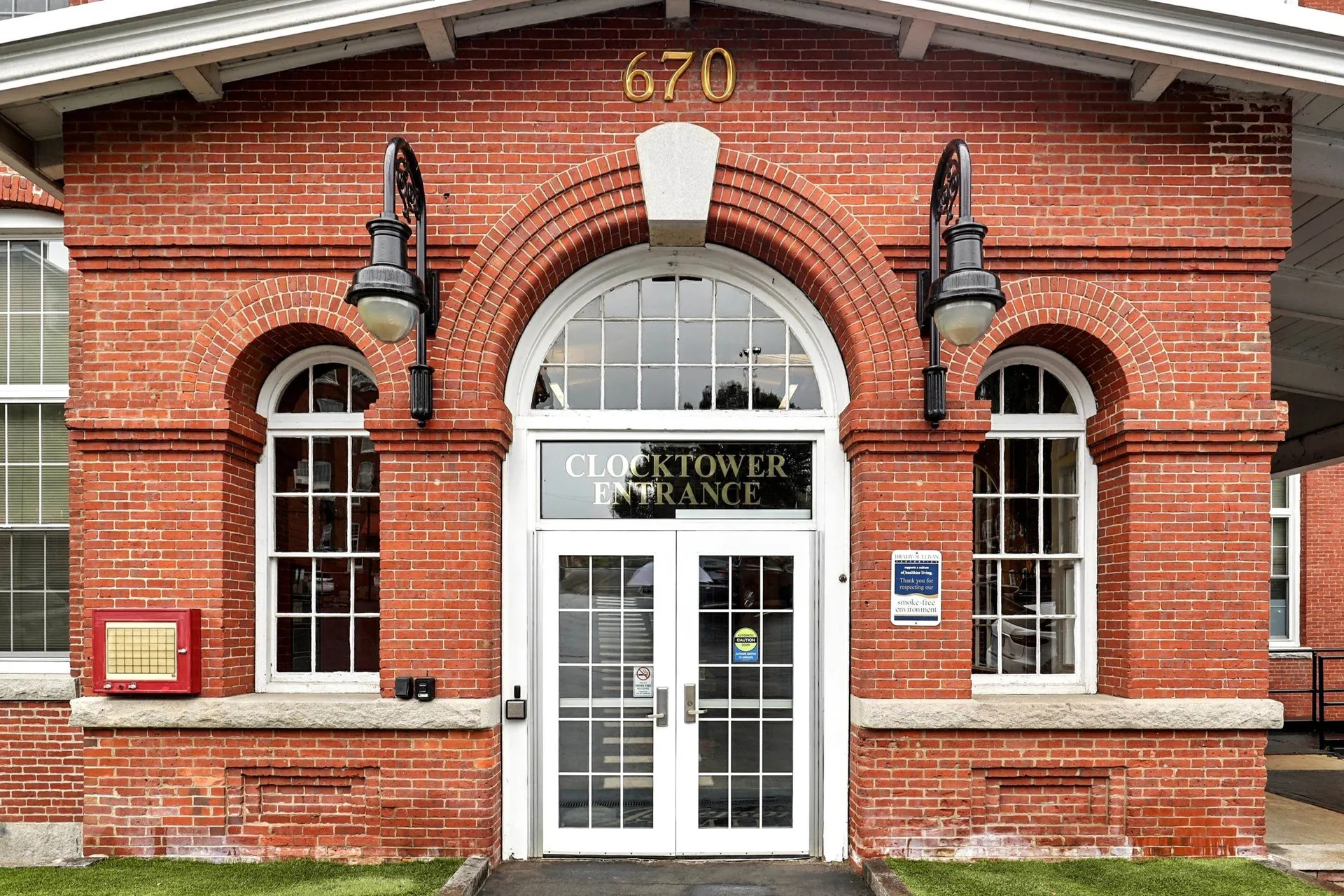 670 Commercial Street Manchester NH 03101