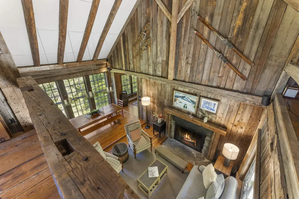 3221 Hapgood Pond Road Peru VT 05155