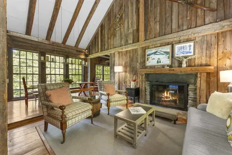 3221 Hapgood Pond Road Peru VT 05155