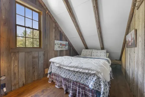 3221 Hapgood Pond Road Peru VT 05155