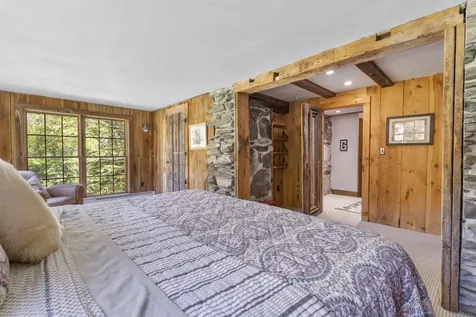 3221 Hapgood Pond Road Peru VT 05155