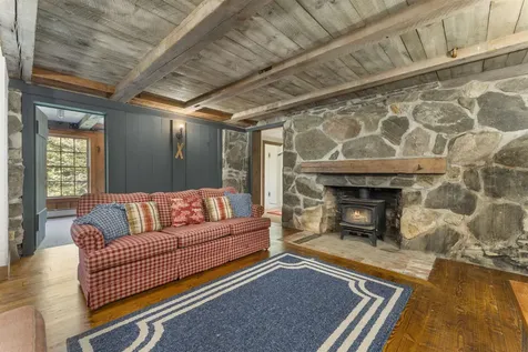3221 Hapgood Pond Road Peru VT 05155