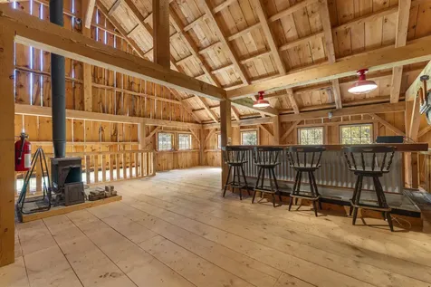 3221 Hapgood Pond Road Peru VT 05155