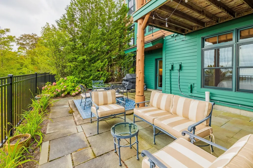 4B Hardwood Hill Stratton VT 05155