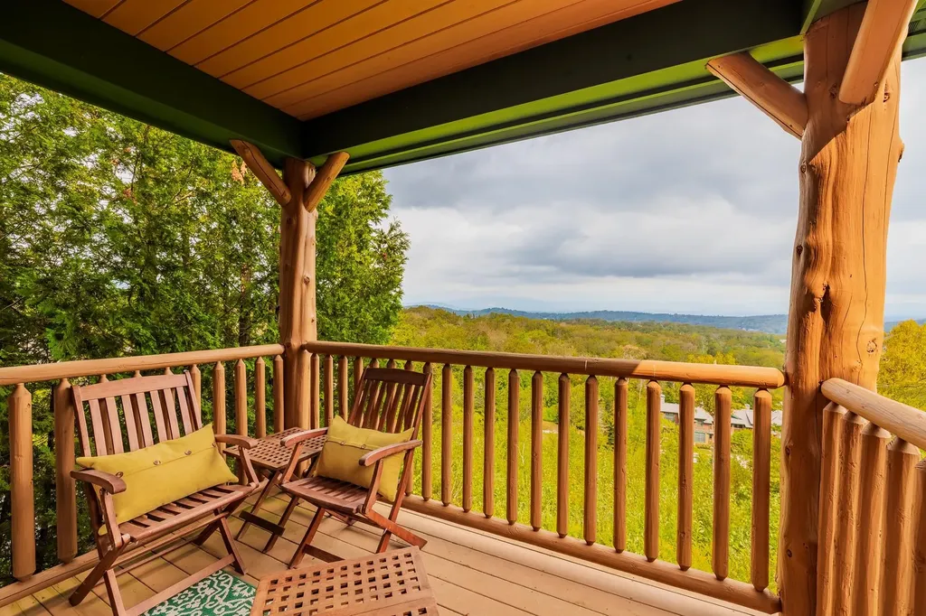 4B Hardwood Hill Stratton VT 05155