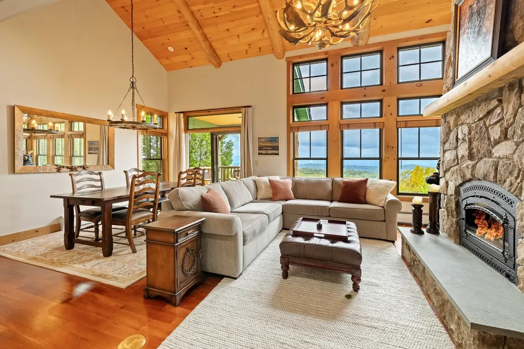 4B Hardwood Hill Stratton VT 05155