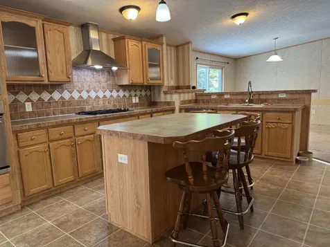 27 Butternut Lane Tamworth NH 03882