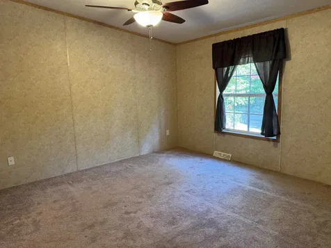 27 Butternut Lane Tamworth NH 03882