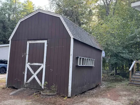 27 Butternut Lane Tamworth NH 03882