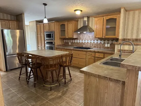 27 Butternut Lane Tamworth NH 03882