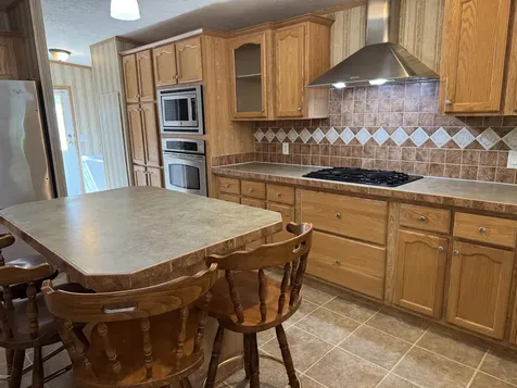 27 Butternut Lane Tamworth NH 03882