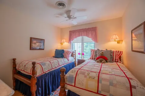 263 Kestrel Court Manchester VT 05254