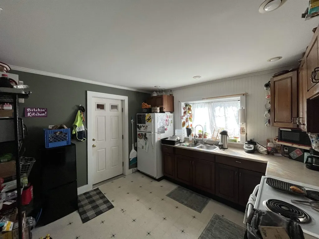 321 Bentley Avenue Poultney VT 05764