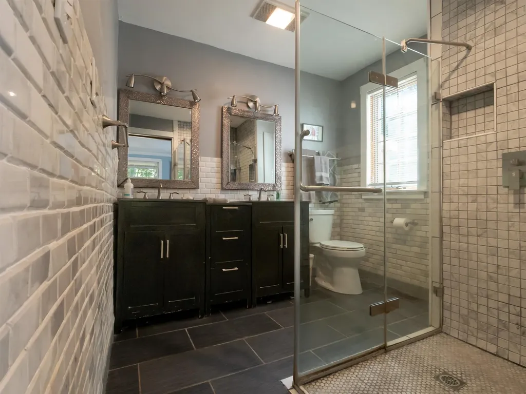 231 Chesterfield Road Hinsdale NH 03451