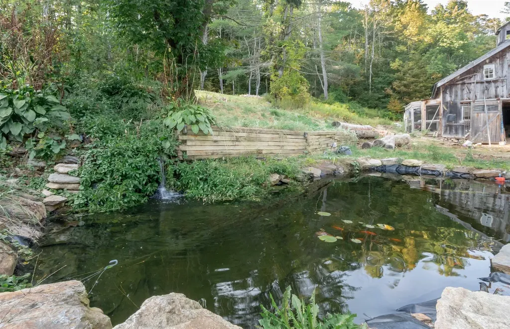 231 Chesterfield Road Hinsdale NH 03451