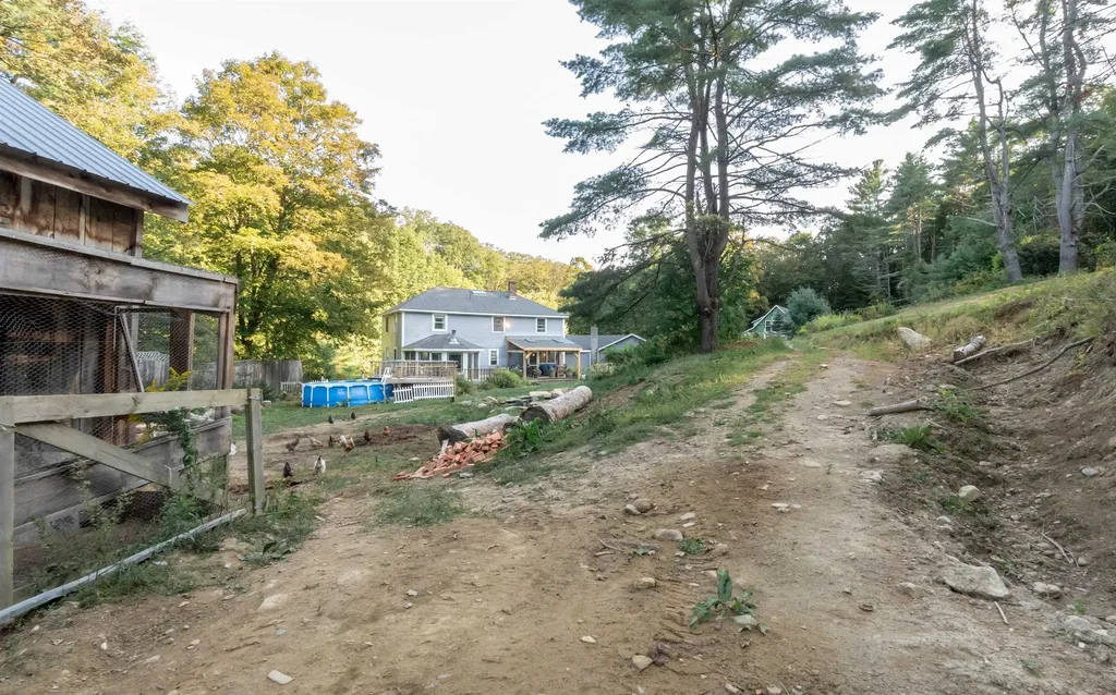 231 Chesterfield Road Hinsdale NH 03451